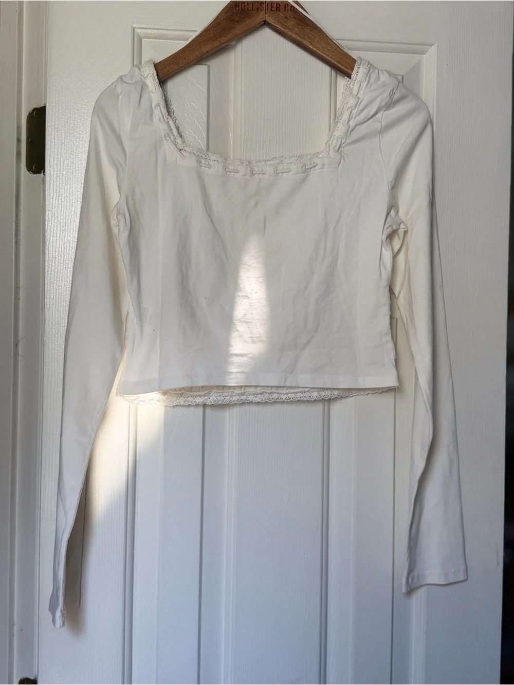 Free People Lace-Trim White Peasant Crop Top. Sz s